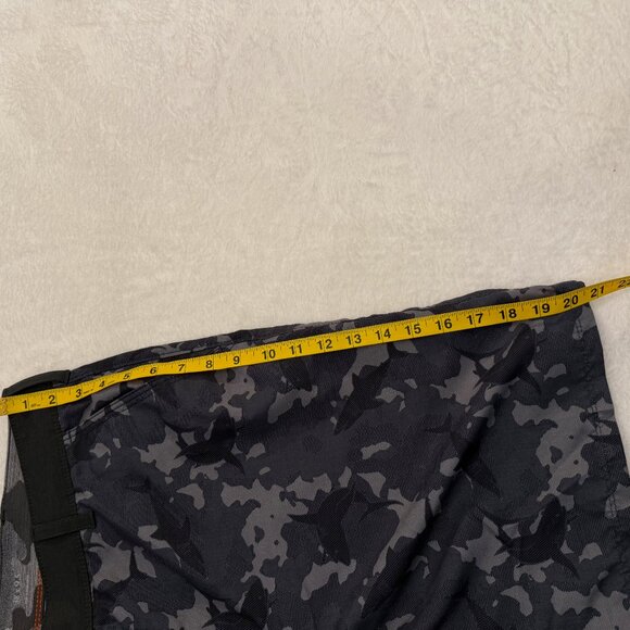 G.H. Bass & Co. Men's Fishing Shorts - Picture 4 of 7